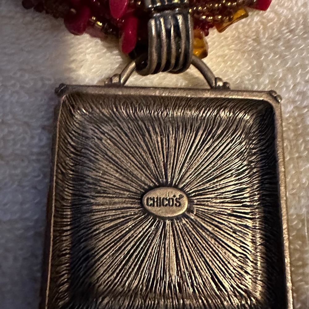 Chicos necklace - Picture 3 of 5